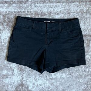 Old Navy Women’s Size 4 Black Pixie Shorts